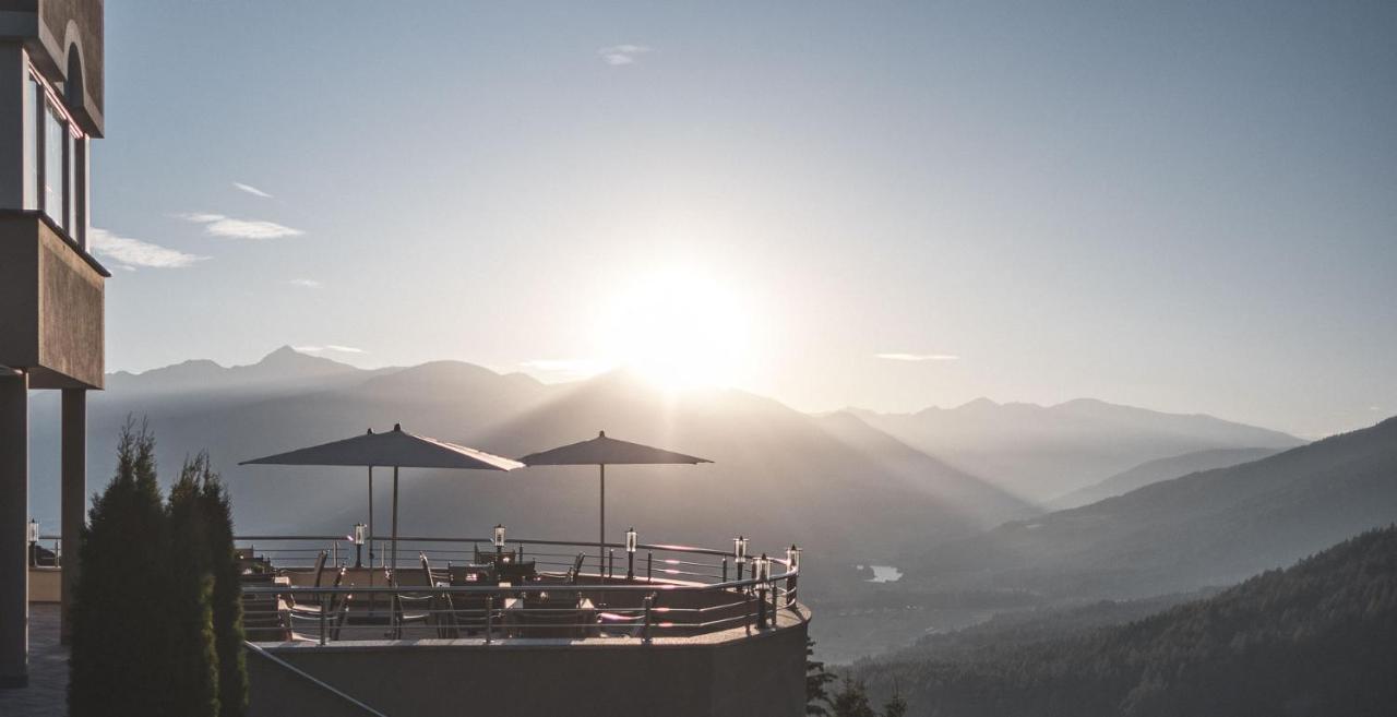 Kronplatz-Resort Hotel Kristall Olang ภายนอก รูปภาพ