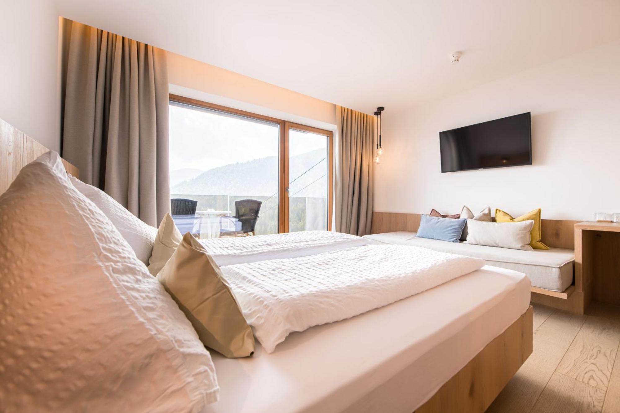 Kronplatz-Resort Hotel Kristall Olang ภายนอก รูปภาพ